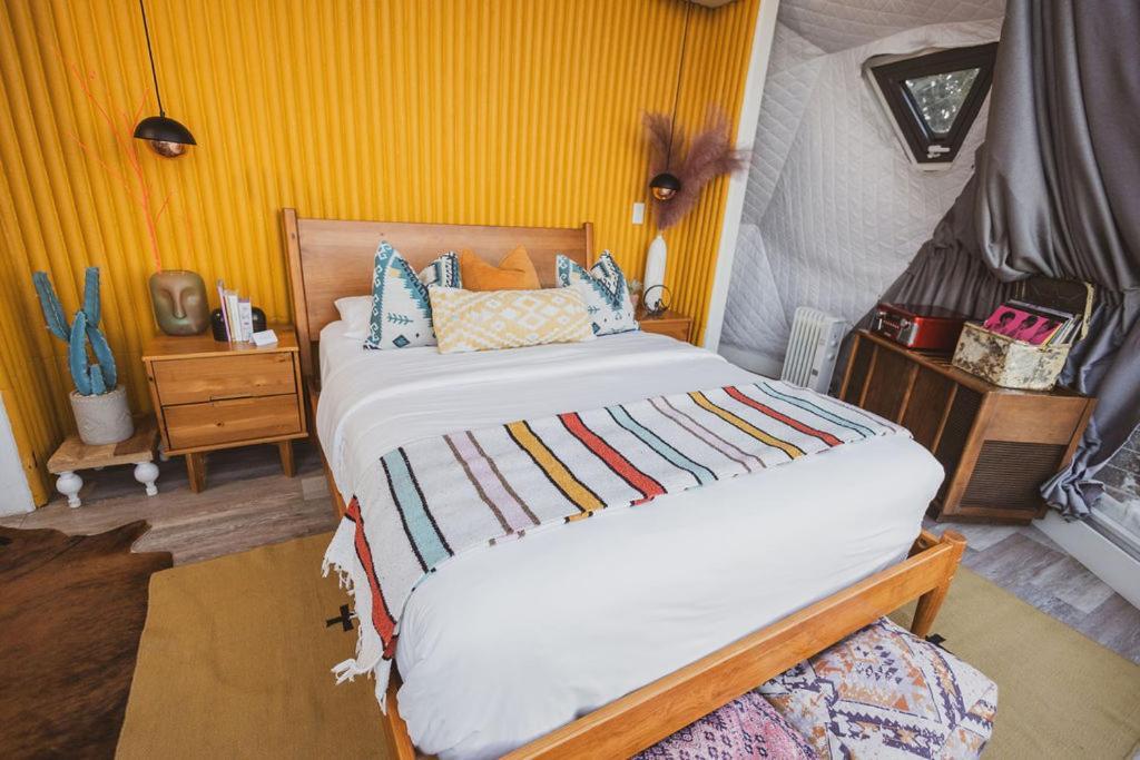Zia Geo Dome At El Mistico Ranch, Glamping Villa Nogal Exteriör bild