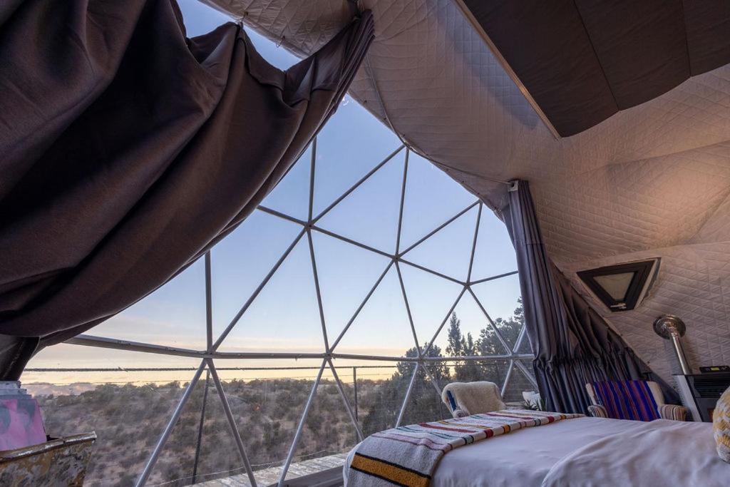 Zia Geo Dome At El Mistico Ranch, Glamping Villa Nogal Exteriör bild