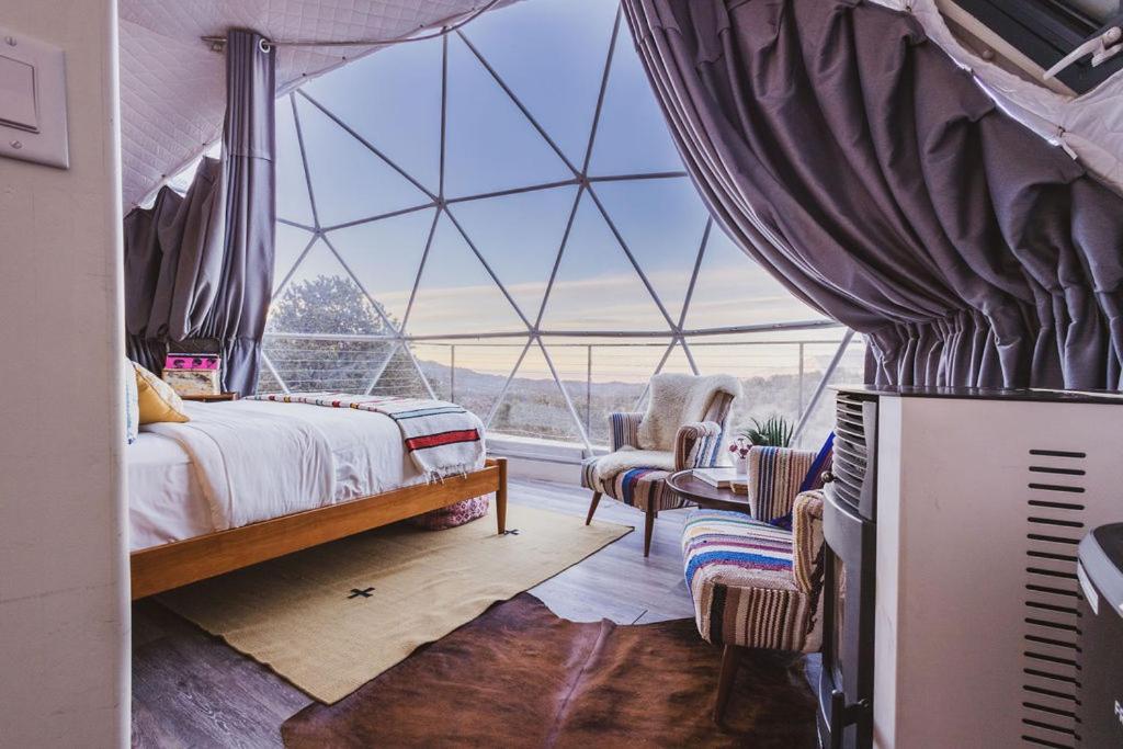 Zia Geo Dome At El Mistico Ranch, Glamping Villa Nogal Exteriör bild